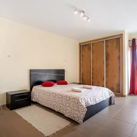 Apartment A O - Gamboa Peniche